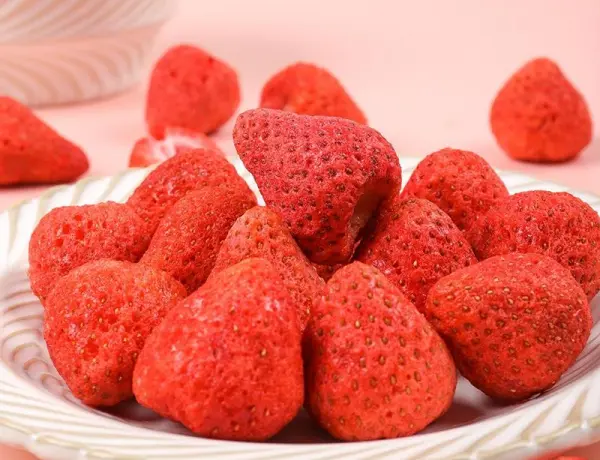FD Strawberry Whole