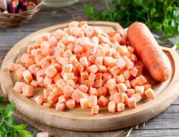 Freeze Dried Carrot Cubes