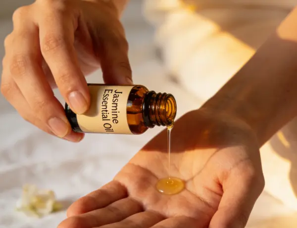 Application of Jasmine Aroma Oil 3