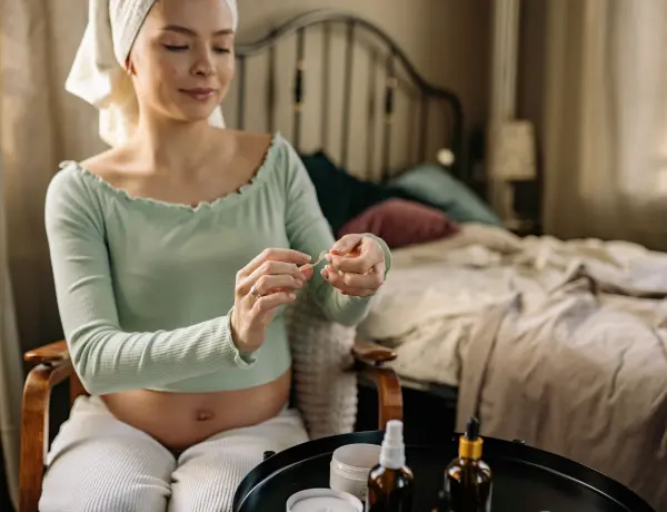 Can Rose Oil Affect Pregnancy 2
