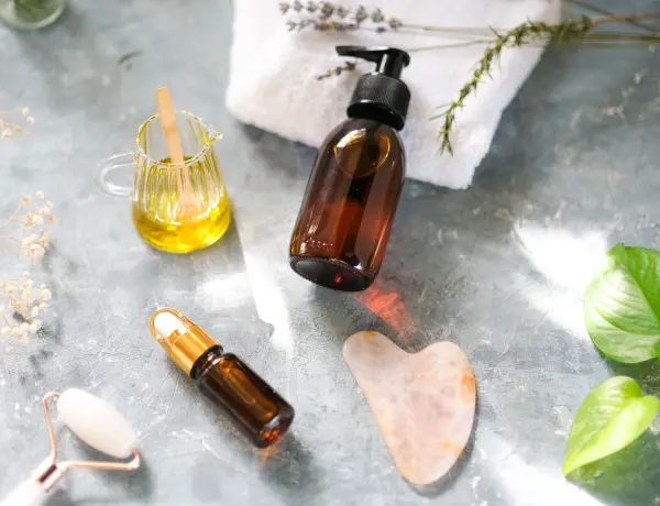 Lavender Oil VS. Rosemary Oil For Hair Growth 1